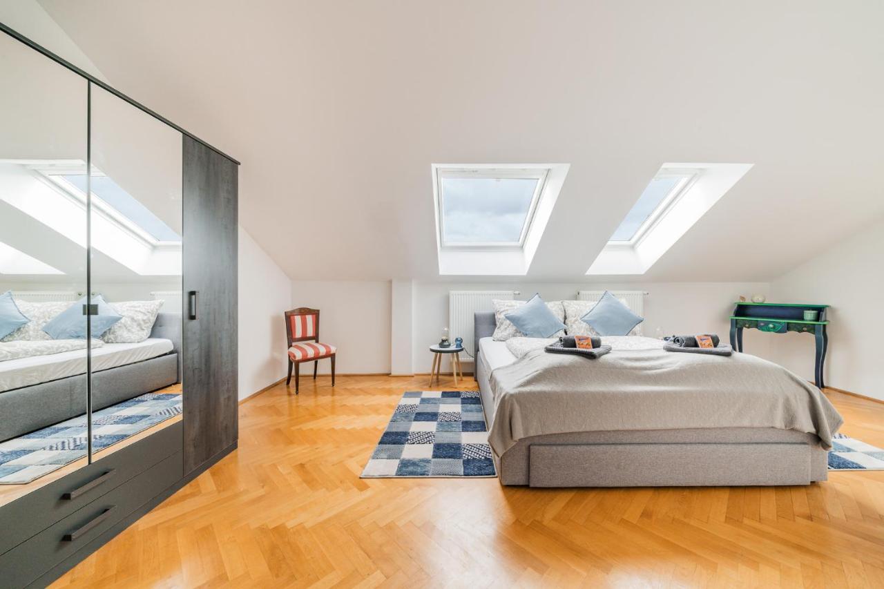 Penthouse Apartment - Sauna - Terrasse - Kamin - Ac Wenen Buitenkant foto