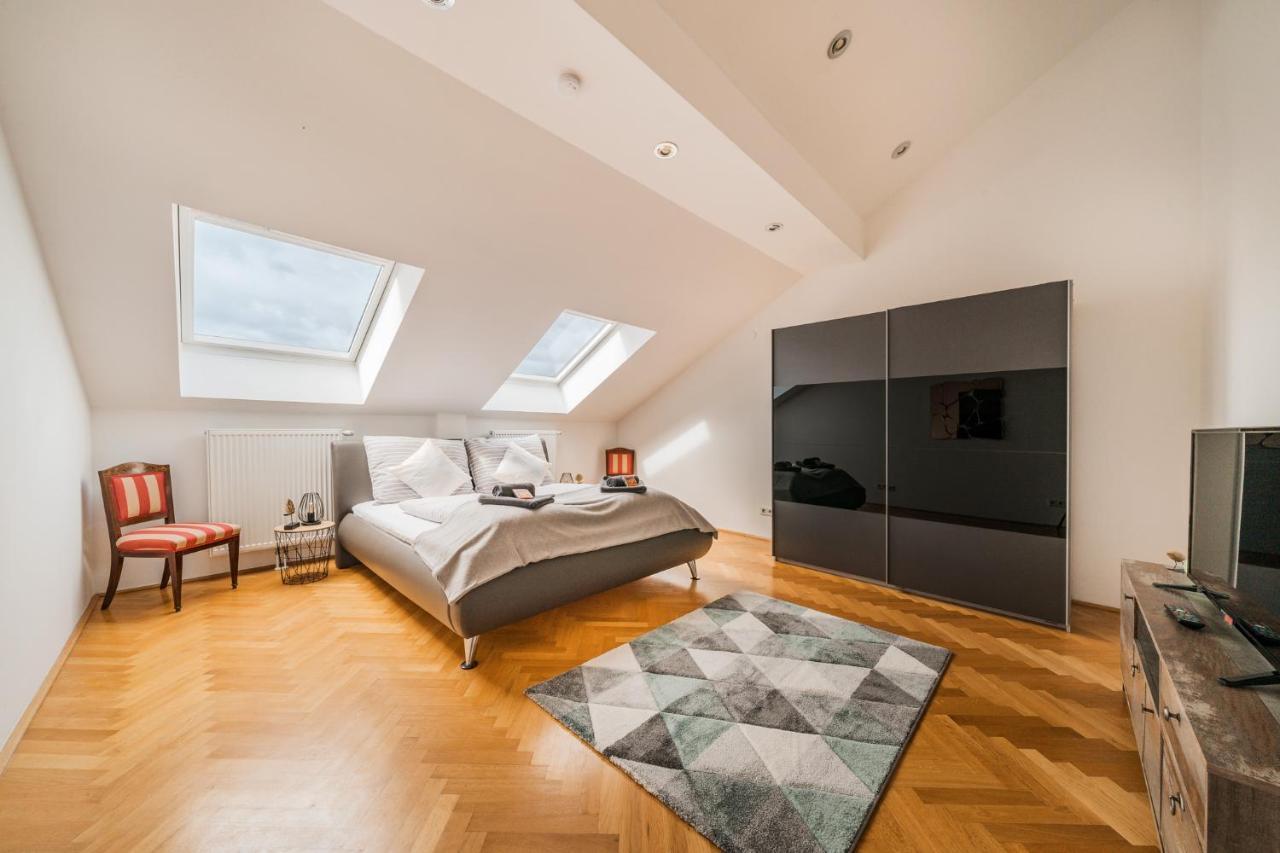 Penthouse Apartment - Sauna - Terrasse - Kamin - Ac Wenen Buitenkant foto